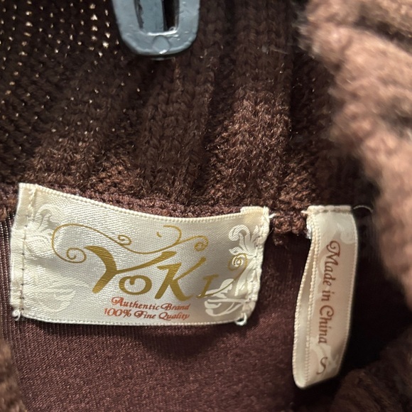 Vintage Yoki Brown Turtleneck Sweater with zippers and buckles - Picture 6 of 7
